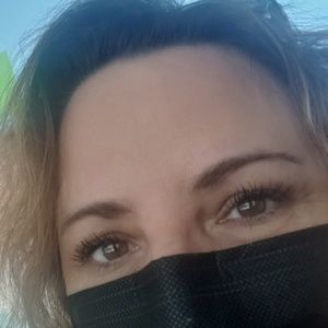 Meet your Posher, Deborah